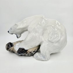 Royal Copenhagen Figur Isbjrn Med Sl nr. 1108. sortering 2