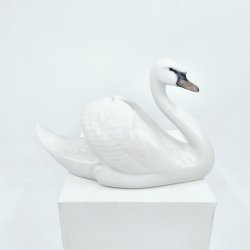 Royal Copenhagen Figur Svane nr. 755. sortering 1