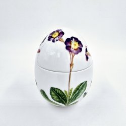 Royal Copenhagen Stor Bonbonniere Lilla Primula 2010. Sortering 1