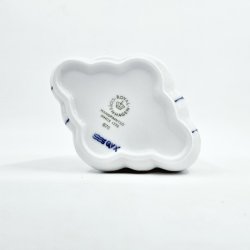 Bl Palmette Vase nr. 678. sortering 1 