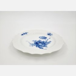 Bl Blomst Svejfet Stor Kagetallerken nr. 10-1625. sortering 2