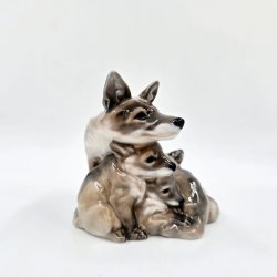 Royal Copenhagen Figur R�v Med Unger nr. 1788. sortering 2  