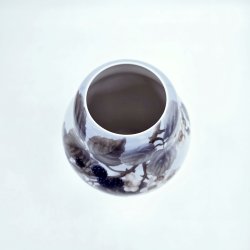 B &amp; G Vase med Brombrranke nr. 185-132. Sortering 1 Sjlden 