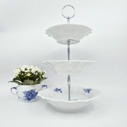 Bl Blomst Kantet 3 Etagers Opsats.