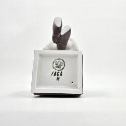 B &amp; G Figur Strikkende Grethe nr. 1656. Sortering 2  