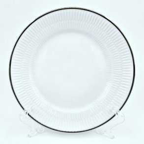 Royal Copenhagen Hvid Riflet Platin Tallerken nr. 620. sortering 2 