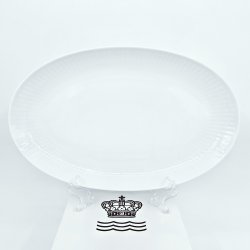 Hvid Riflet Oval asiet nr. 356. sortering 1 