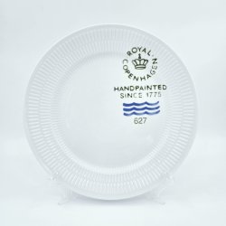 Royal Copenhagen Hvidriflet Signatur Middagstallerken nr. 627. sortering 1  