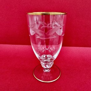 Mgeglas lglas Med Guldkant