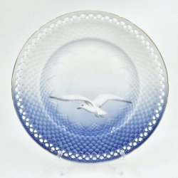 Mgestel Frokosttallerken Med Gennembrudtkant nr. 326.5 Med Guldkant 1 sortering