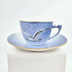 Mgestel Stor Kop nr. 103 Med Guldkant 1 sortering 