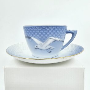 Mgestel Stor Kop nr. 103 Med Guldkant 2 sortering 