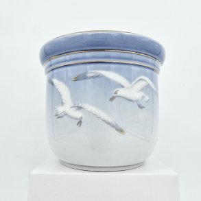 Mgestel Urtepotteskjuler nr. 668 Med Guldkant 1 sortering  