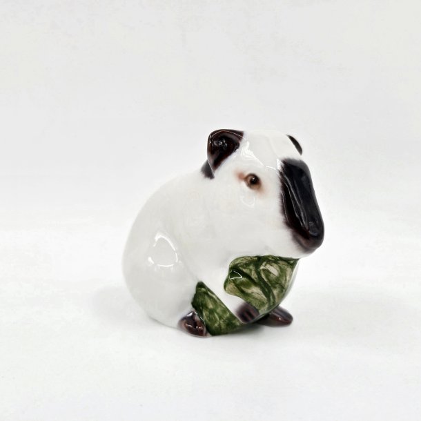 B &amp; G Figur Marsvin Med Salat nr. 2489. sortering 2 