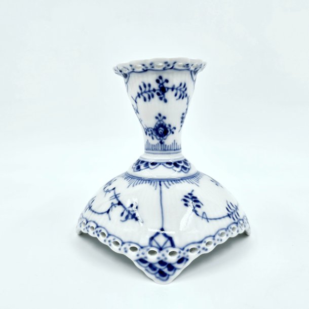 Musselmalet Helblonde Lysestage nr. 1-1138. sortering 2