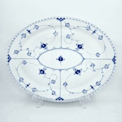 Musselmalet Helblonde Ovalt Fad nr. 1-1151. sortering 1 