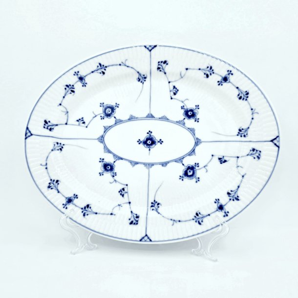 Musselmalet Riflet Ovalt fad nr. 1-345. sortering 1  