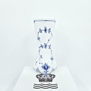 Musselmalet Riflet Vase nr. 676. sortering 2 