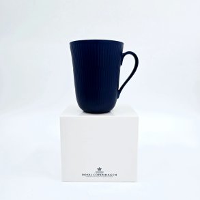 Royal Copenhagen Bl Riflet Krus nr. 497. sortering 1 