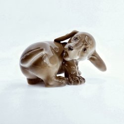 Royal Copenhagen Gravhund nr. 1407. sortering 2 