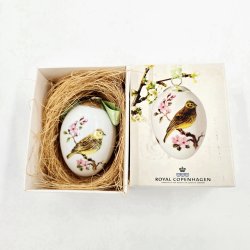 Royal Copenhagen P�ske�g Guldspurv 2011. Sortering 1 