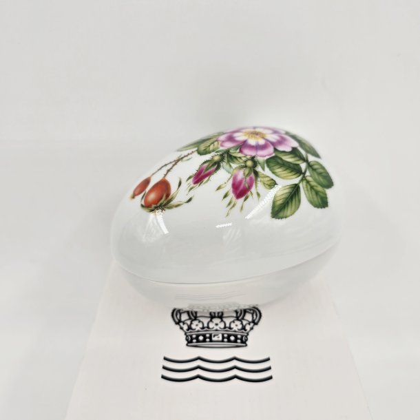 Royal Copenhagen Bonbonniere Rose 2015. Sortering 1