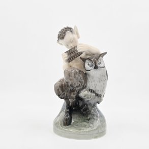 Royal Copenhagen Figur Faun Med Ugle nr. 2907. sortering 1 