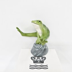 Royal Copenhagen Figur Gr�n Fr� nr. 556. sortering 1 