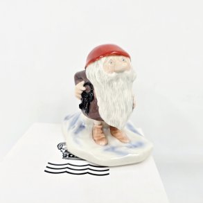 Royal Copenhagen Nisse Med Ngle nr. 371. Sortering 1