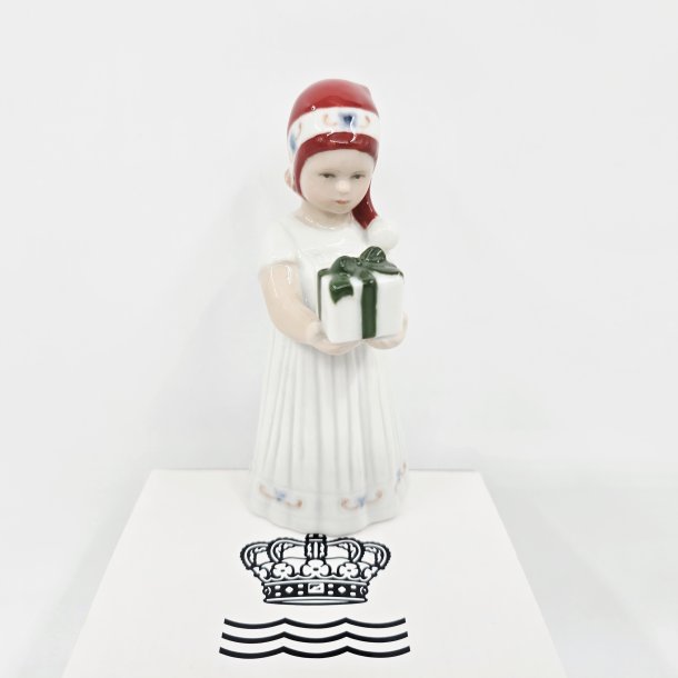 Royal Copenhagen Figur Pige Med Gave nr. 091. sortering 1 
