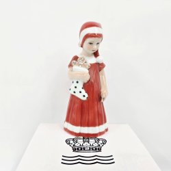 Royal Copenhagen Figur Pige Med Julesok nr. 092. sortering 1