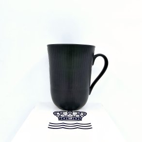 Royal Copenhagen Sort Riflet Krus nr. 497. sortering 1 